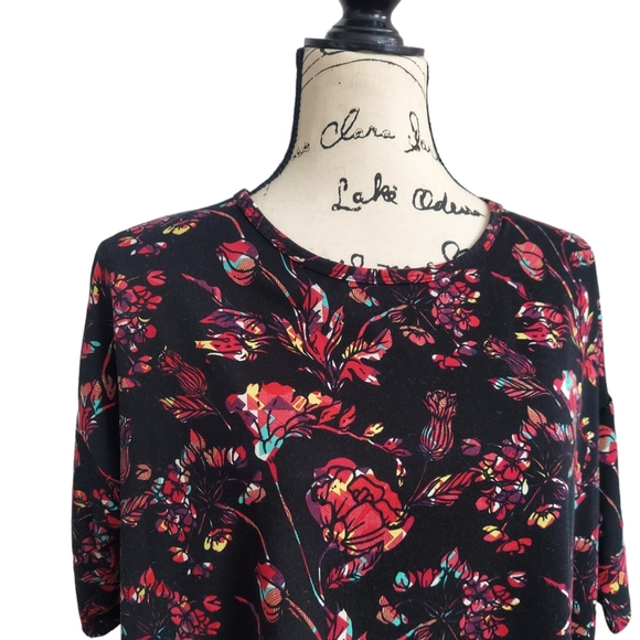 LulaRoe Irma Floral Tunic Top Short Sleeve XS - Picture 2 of 6